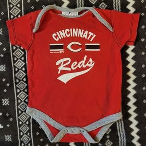 MLB Cincinnati Reds Merch Shortsleeve Bodysuit 6-9mths